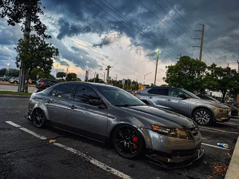 2005 Acura TL 3rd Gen - Image 2 of 4