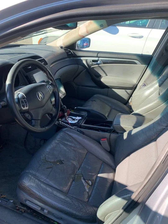 2005 Acura TL 3rd Gen - Image 3 of 6