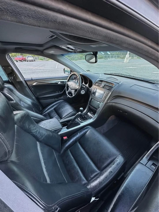 2005 Acura TL 3rd Gen - Image 6 of 8