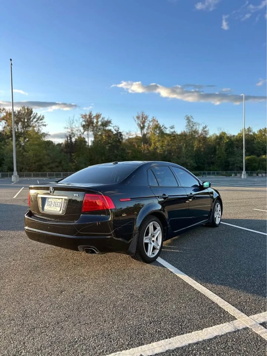 2005 Acura TL 3rd Gen - Image 2 of 8