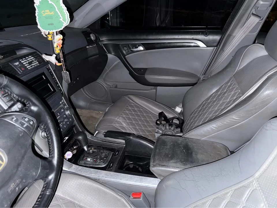 2005 Acura TL 3rd Gen - Image 2 of 4