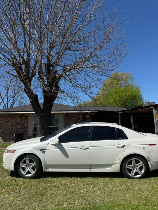 2005 Acura TL 3rd Gen - Image 5 of 9