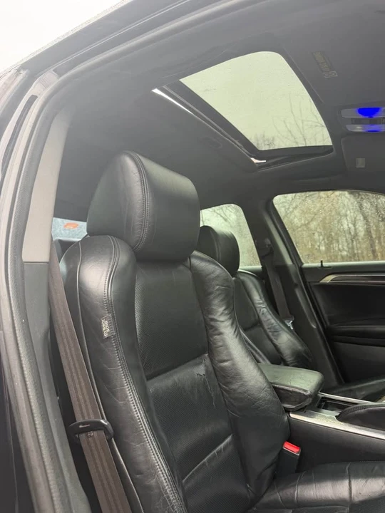2005 Acura TL 3rd Gen - Image 11 of 12