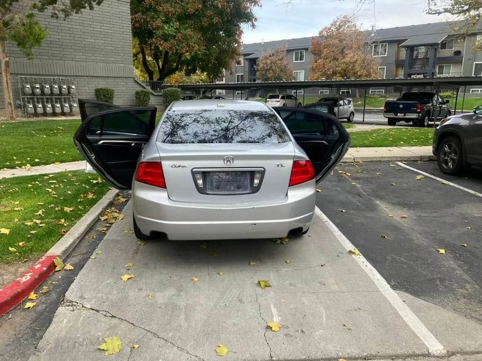 2005 Acura TL 3rd Gen - Image 6 of 19