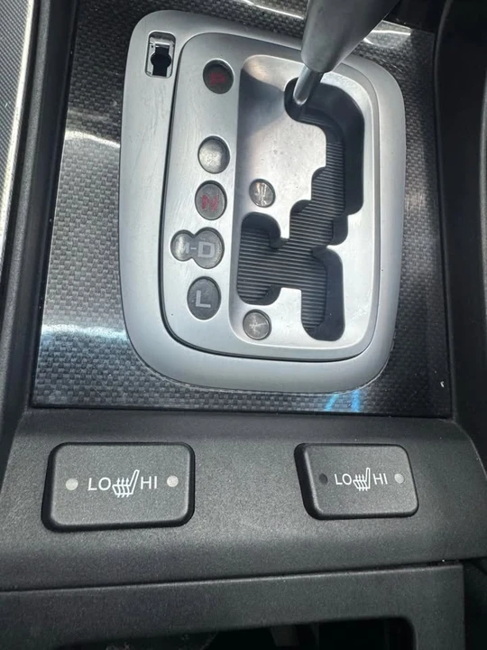 2005 Acura TL 3rd Gen - Image 15 of 19