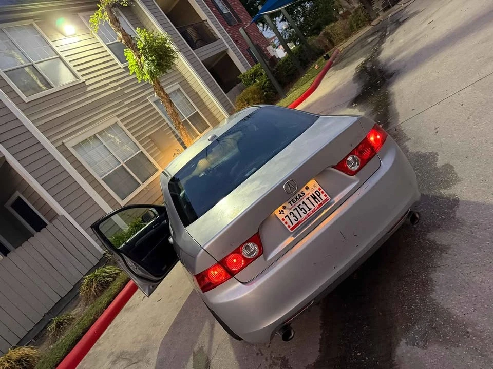 2005 Acura TLX - Image 4 of 9