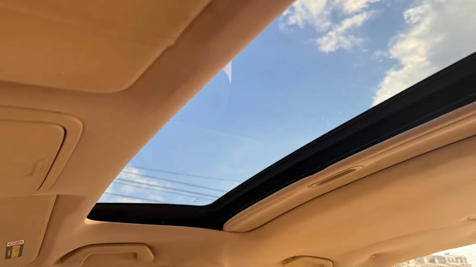 2005 Acura TLX - Image 9 of 12