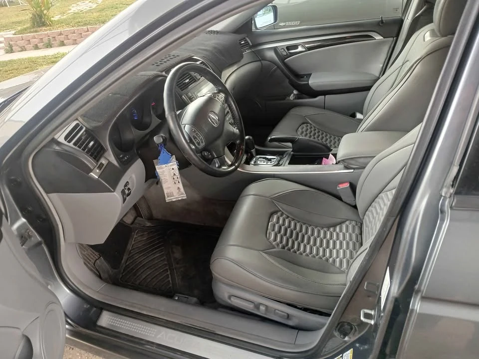 2005 Acura TLX - Image 8 of 14
