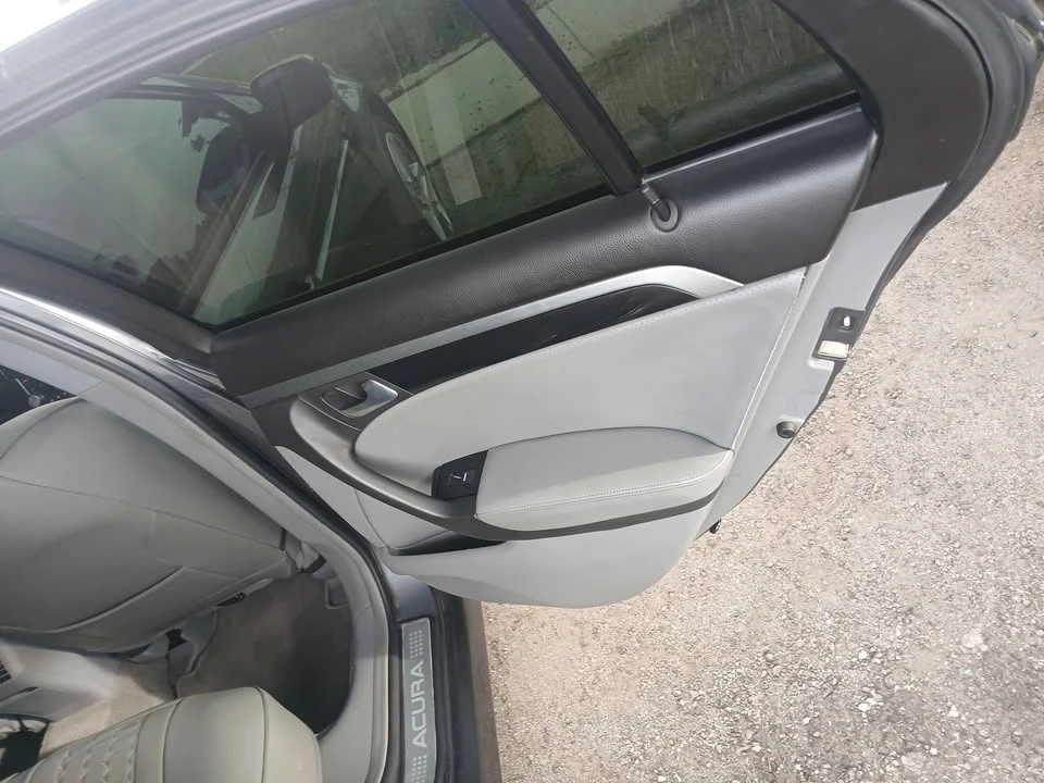2005 Acura TLX - Image 12 of 14