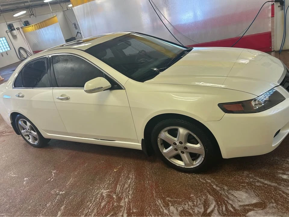 2005 Acura TSX 1st Gen - Image 9 of 10