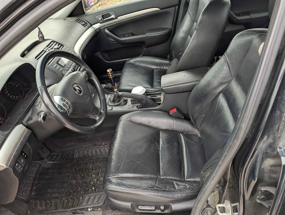 2005 Acura TSX 1st Gen - Image 4 of 9