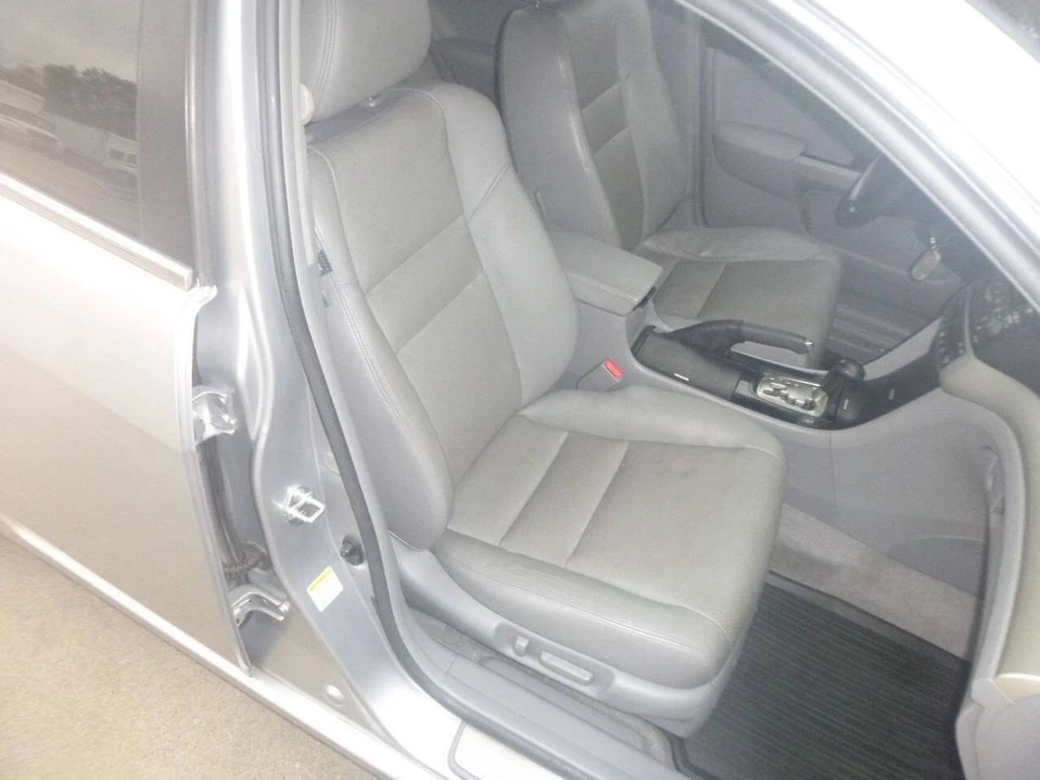 2005 Acura TSX 1st Gen - Image 15 of 20