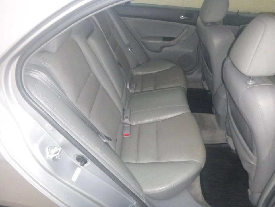 2005 Acura TSX 1st Gen - Image 14 of 20