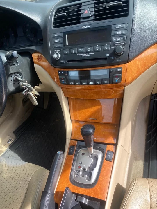 2005 Acura TSX 1st Gen - Image 4 of 5