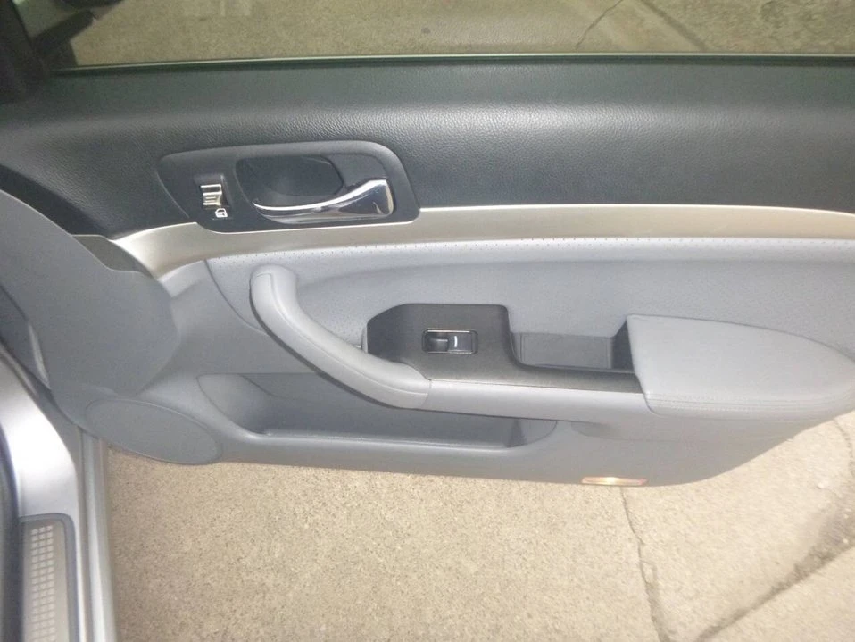 2005 Acura TSX 1st Gen - Image 19 of 20