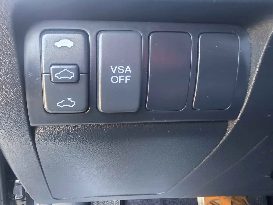 2005 Acura TSX 1st Gen - Image 14 of 19