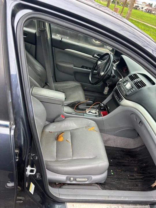 2005 Acura TSX 1st Gen - Image 6 of 8