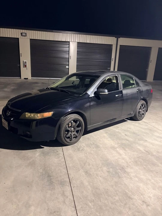 2005 Acura TSX 1st Gen - Image 2 of 12