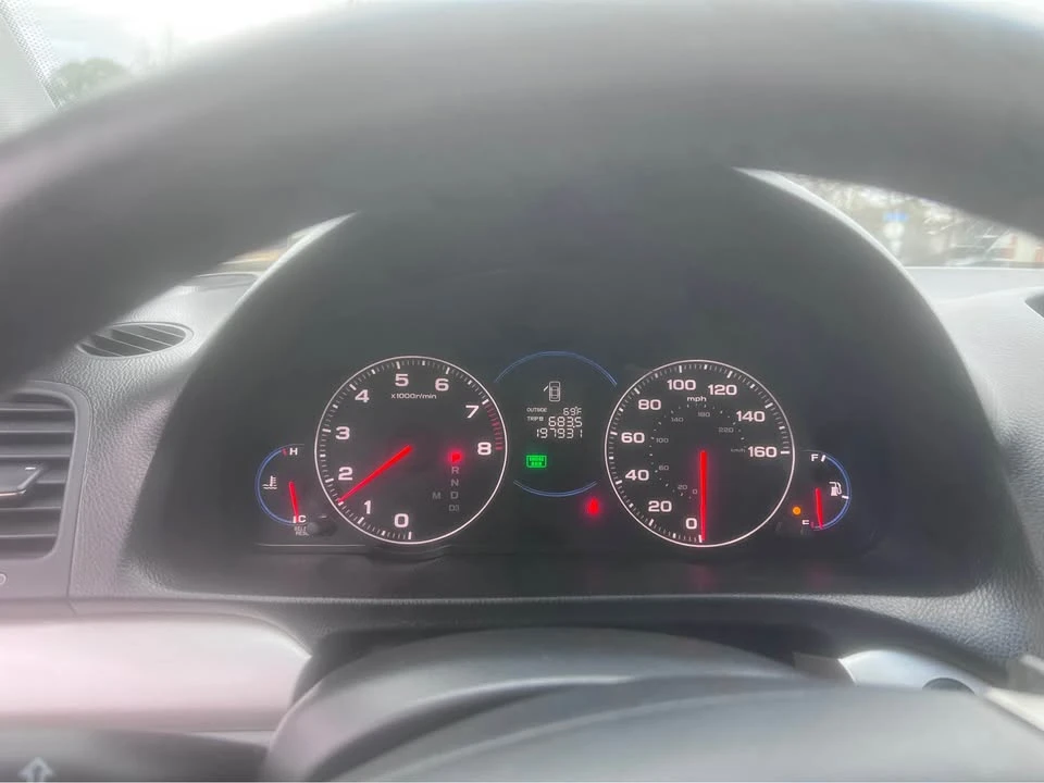 2005 Acura TSX 1st Gen - Image 11 of 12