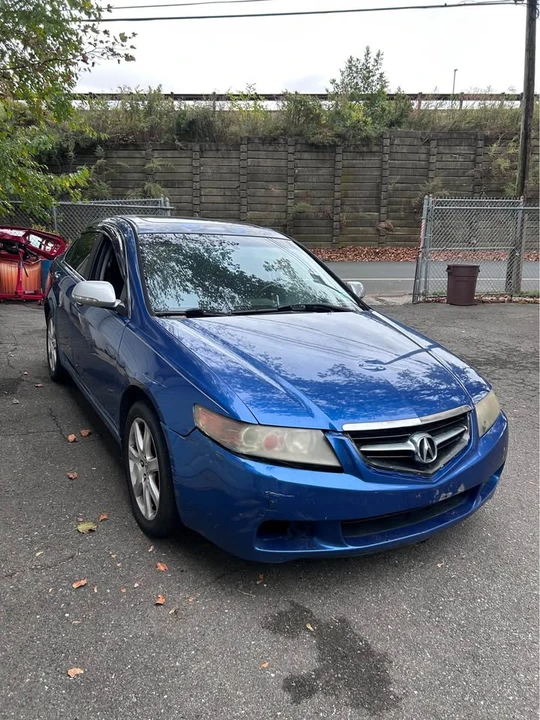2005 Acura TSX 1st Gen - Image 2 of 7