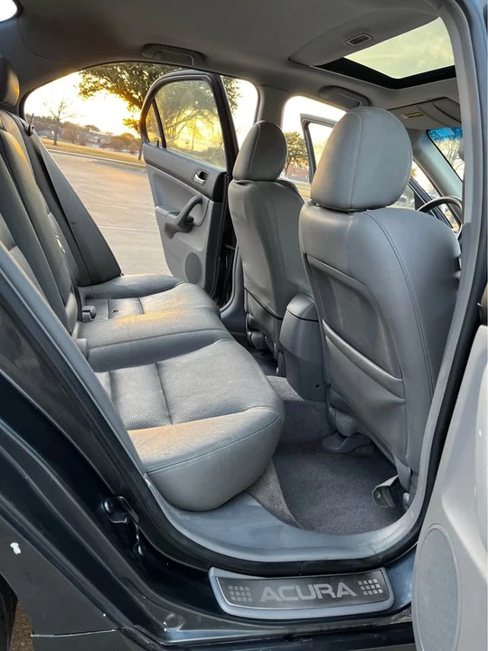 2005 Acura TSX 1st Gen - Image 11 of 17