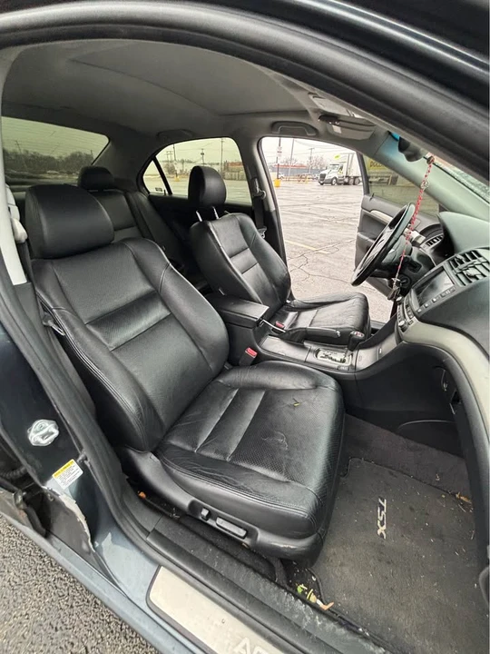 2005 Acura TSX 1st Gen - Image 8 of 12