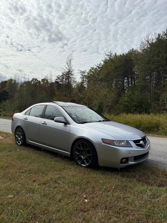 2005 Acura TSX 1st Gen - Image 2 of 7