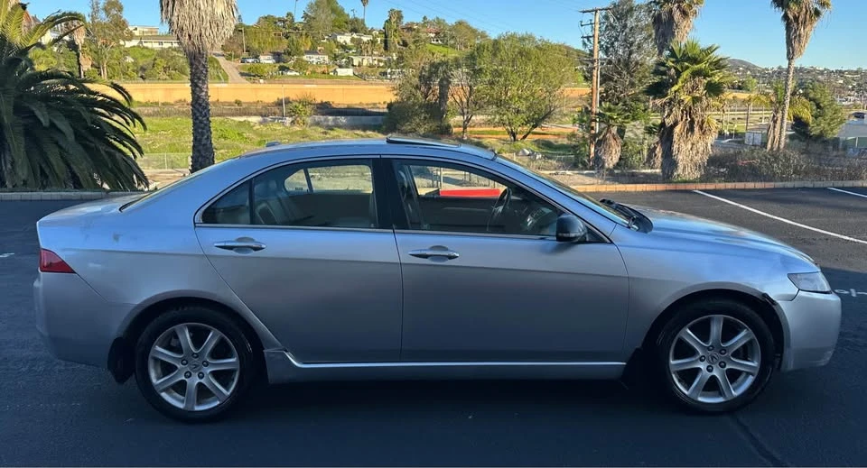 2005 Acura TSX 1st Gen - Image 5 of 7