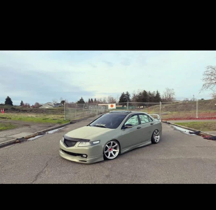 2005 Acura TSX 1st Gen - Image 3 of 4