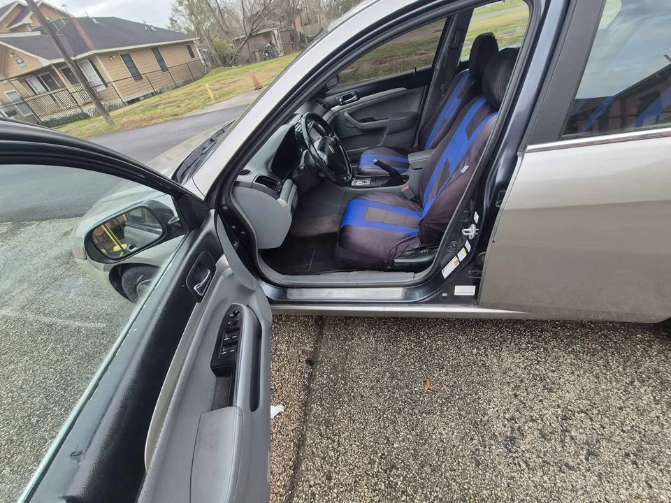 2005 Acura TSX 1st Gen - Image 14 of 17
