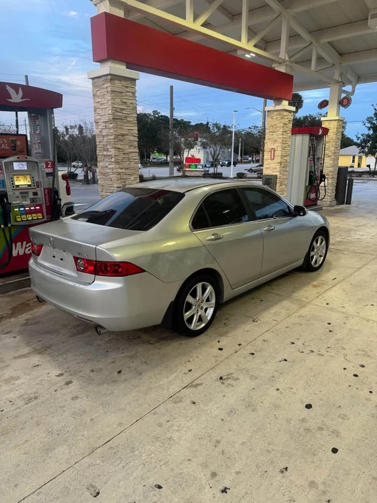 2005 Acura TSX 1st Gen - Image 2 of 7