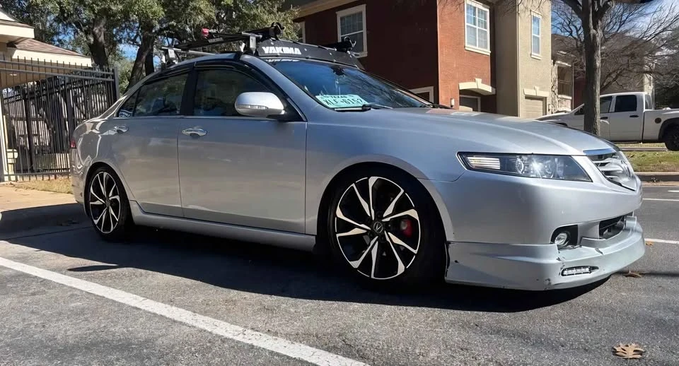 2005 Acura TSX 1st Gen - Image 2 of 14
