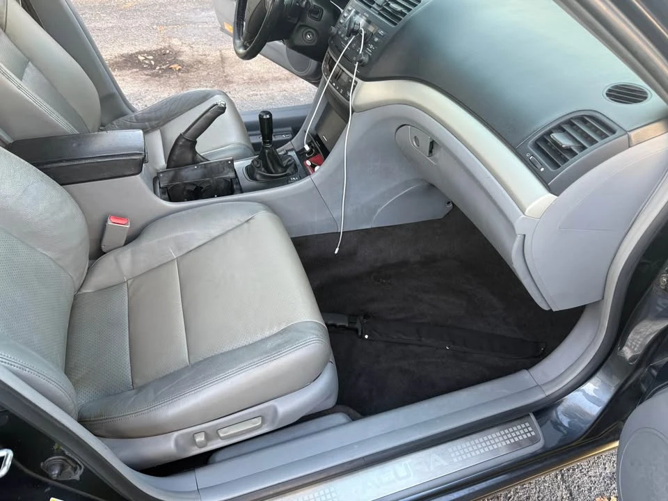 2005 Acura TSX 1st Gen - Image 6 of 11