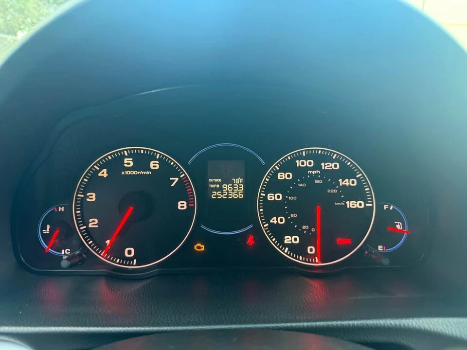 2005 Acura TSX 1st Gen - Image 10 of 11