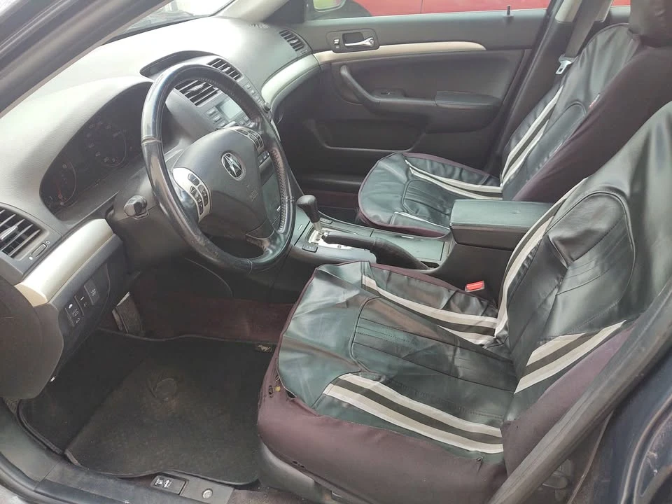 2005 Acura TSX 1st Gen - Image 6 of 10