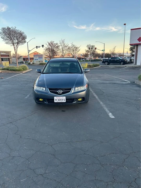 2005 Acura TSX 1st Gen - Image 3 of 10