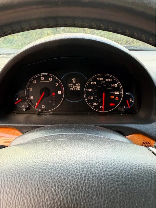 2005 Acura TSX 1st Gen - Image 10 of 13