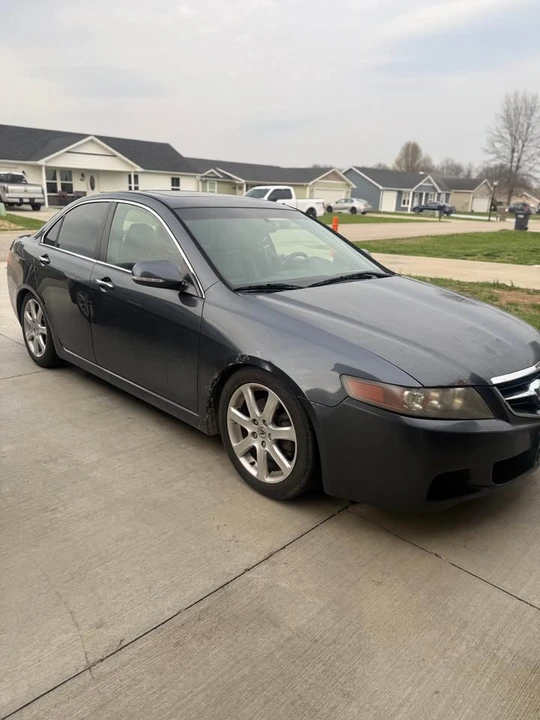 2005 Acura TSX 1st Gen - Image 2 of 8