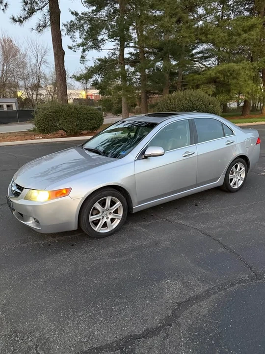 2005 Acura TSX 1st Gen - Image 2 of 20