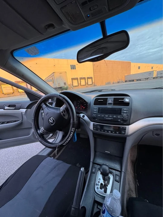 2005 Acura TSX 1st Gen - Image 11 of 16