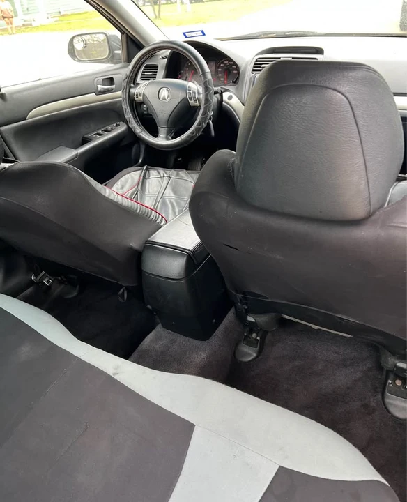 2005 Acura TSX 1st Gen - Image 4 of 5