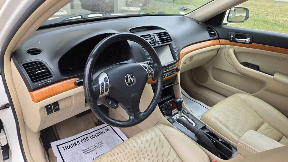 2005 Acura TSX 1st Gen - Image 10 of 17