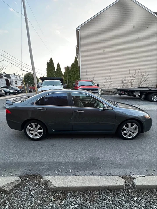2005 Acura TSX 1st Gen - Image 3 of 18