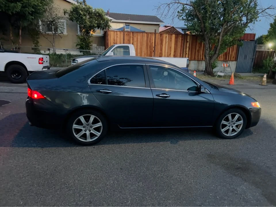 2005 Acura TSX 1st Gen - Image 3 of 10