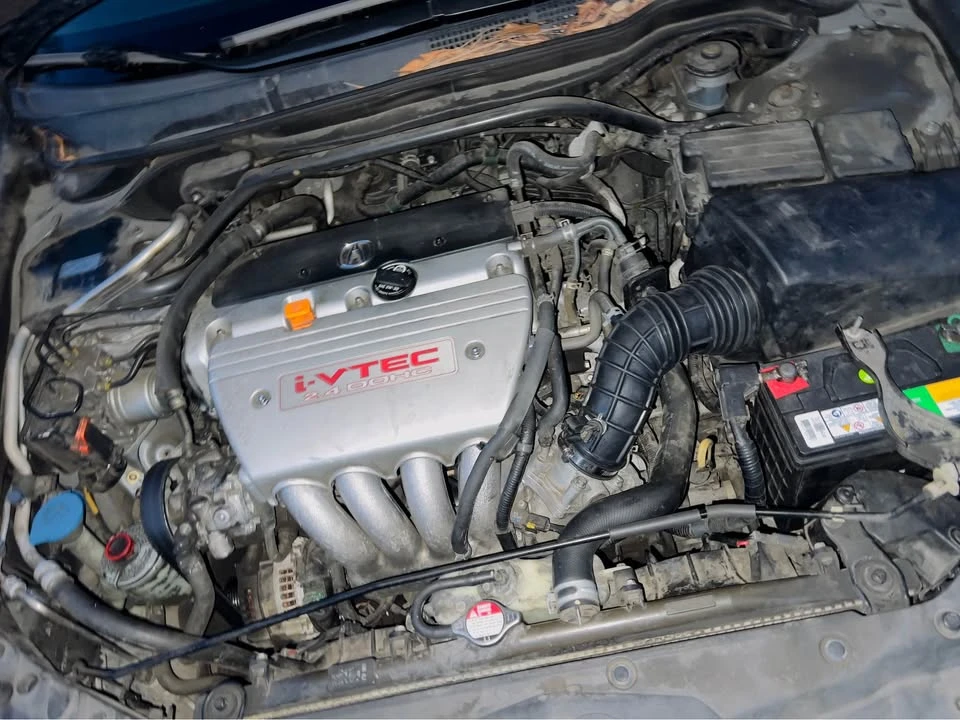 2005 Acura TSX 1st Gen - Image 8 of 10