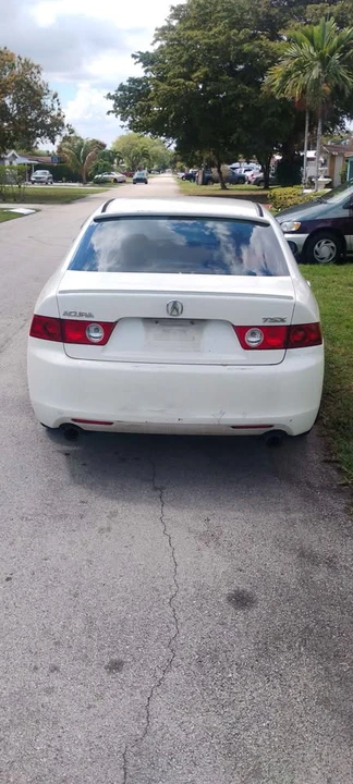 2005 Acura TSX 1st Gen - Image 3 of 10