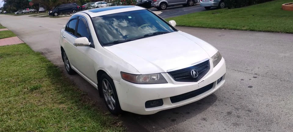 2005 Acura TSX 1st Gen - Image 8 of 10