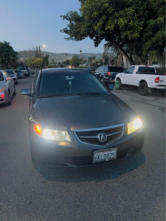 2005 Acura TSX 1st Gen - Image 2 of 10