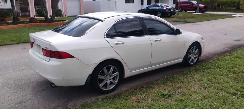 2005 Acura TSX 1st Gen - Image 4 of 10