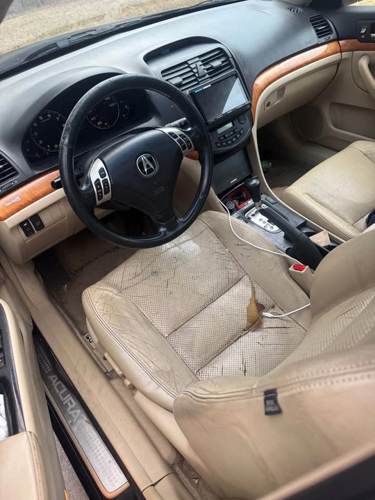 2005 Acura TSX 1st Gen - Image 6 of 8